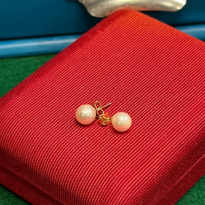 Royal Touch Inc RTI 14k Gold & Fresh Water Pearl Stud Earrings