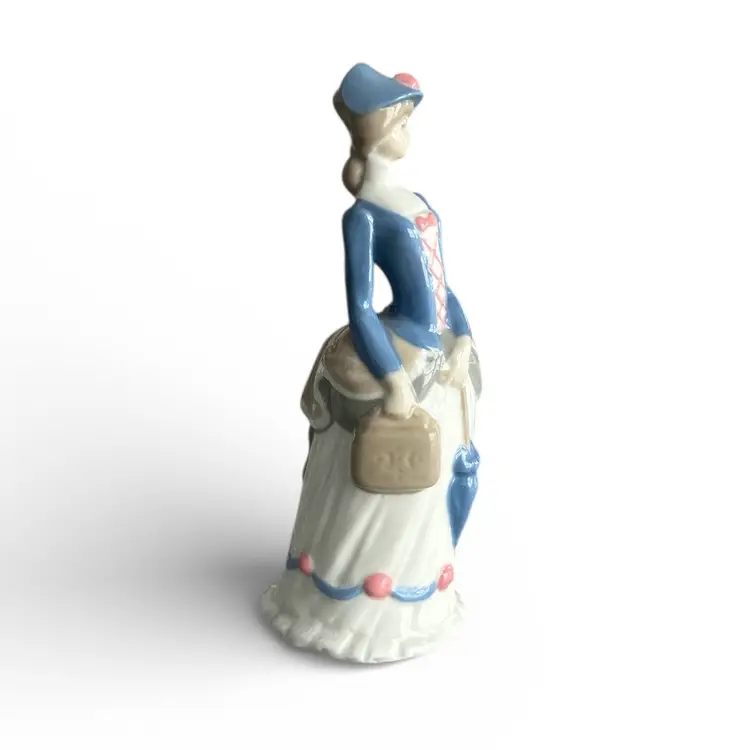 Vintage First Avon Lady Porcelain Figurine 1976 Made In Spain