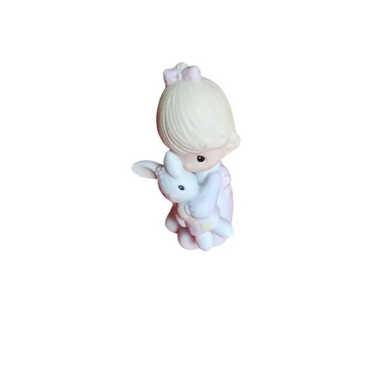 JESUS LOVES ME 1982 VINTAGE ENESCO JONATHAN & DAVID LIC E9279 MADE IN TAIWAN GIRL WITH BUNNY. IN EXCELLENT CONDITION. GREAT FOR EASTER. 2.75X1X1. #228