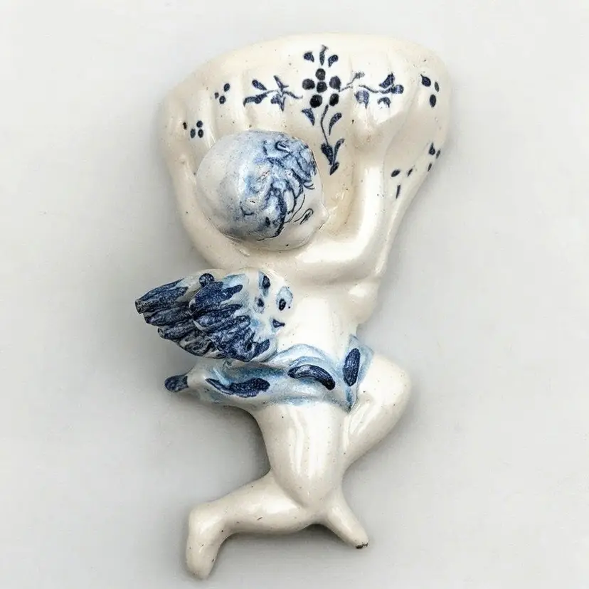 Vtg Holy Angel Cherub Holy Water Font Hand Painted Blue White Ceramic Wall Mount