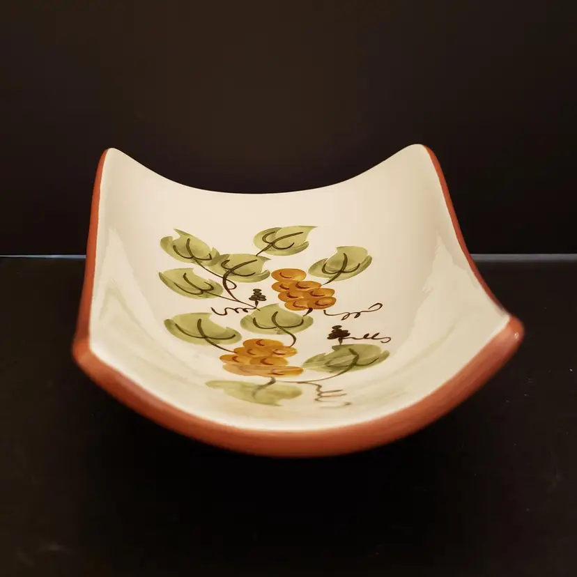 Vintage Stangl Pottery Curved Bread Tray, Golden Grapes Pattern Serving Dining