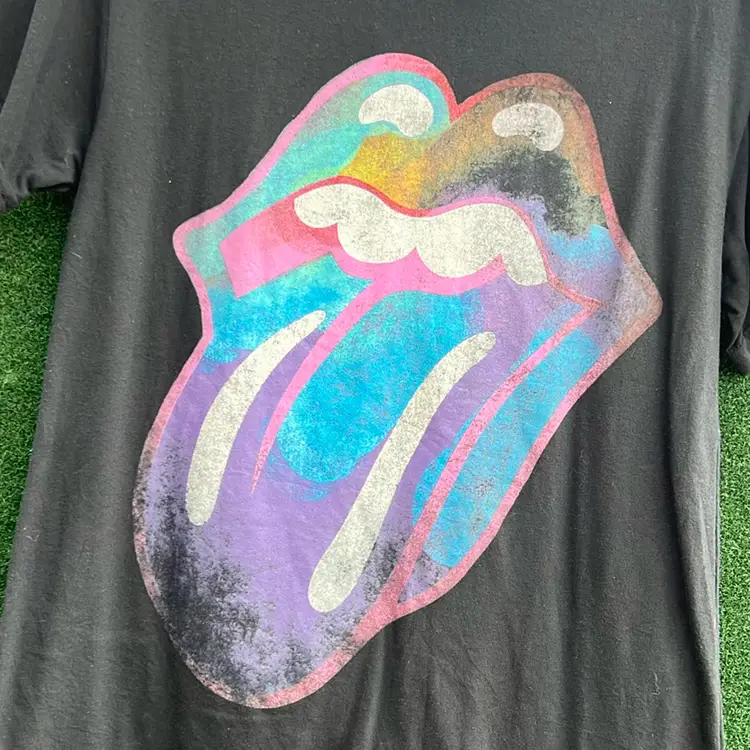 The Rolling Stones Rainbow Mouth Size Medium T-Shirt