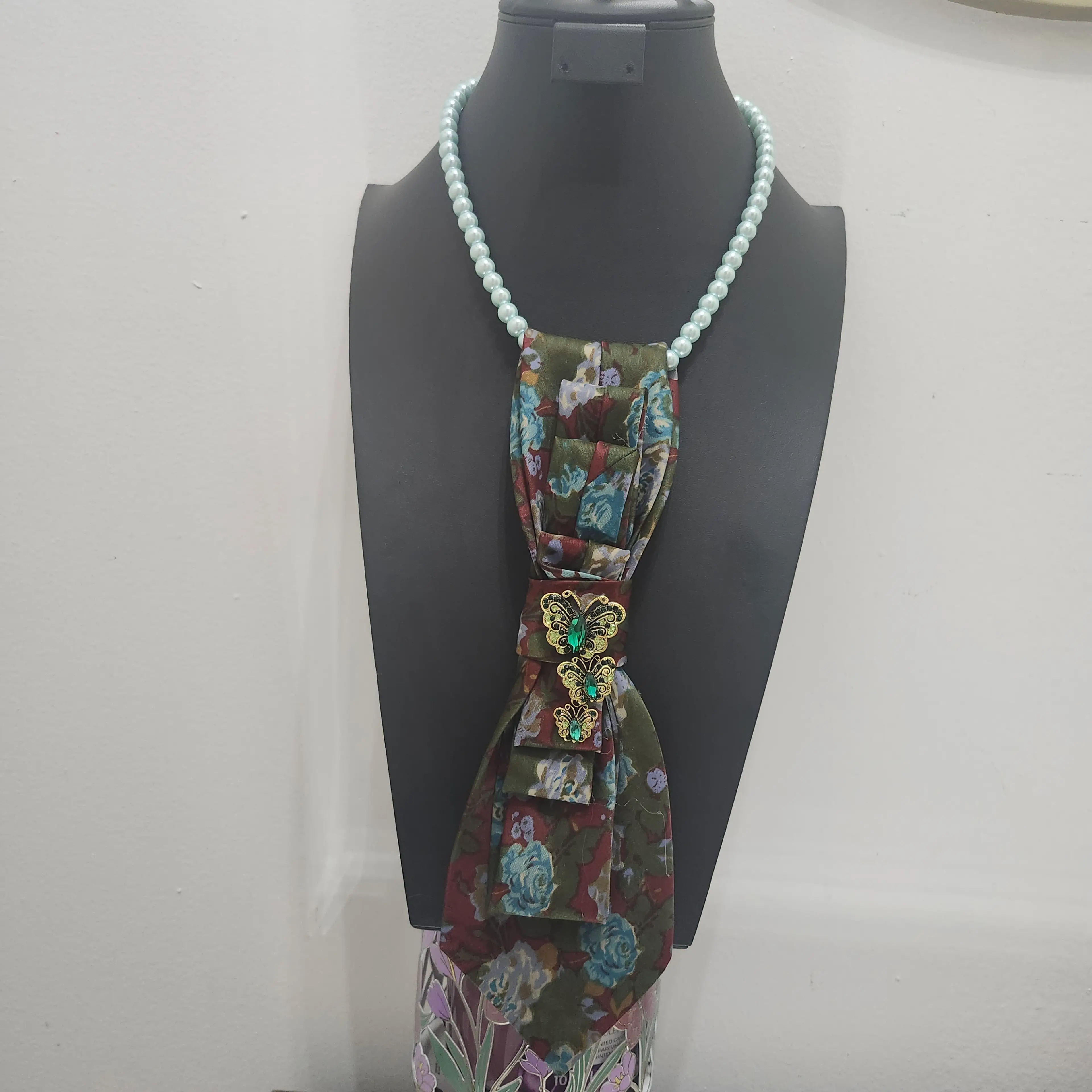 Image 2 of 4