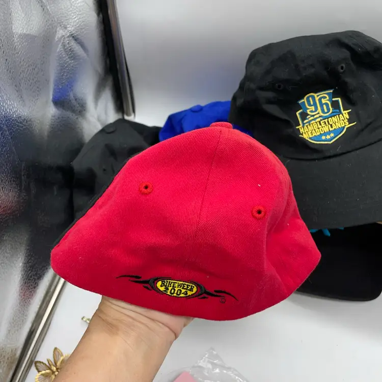 Caps & Trucker Hats X 8