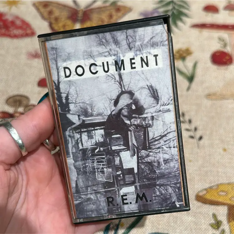 REM Document cassette