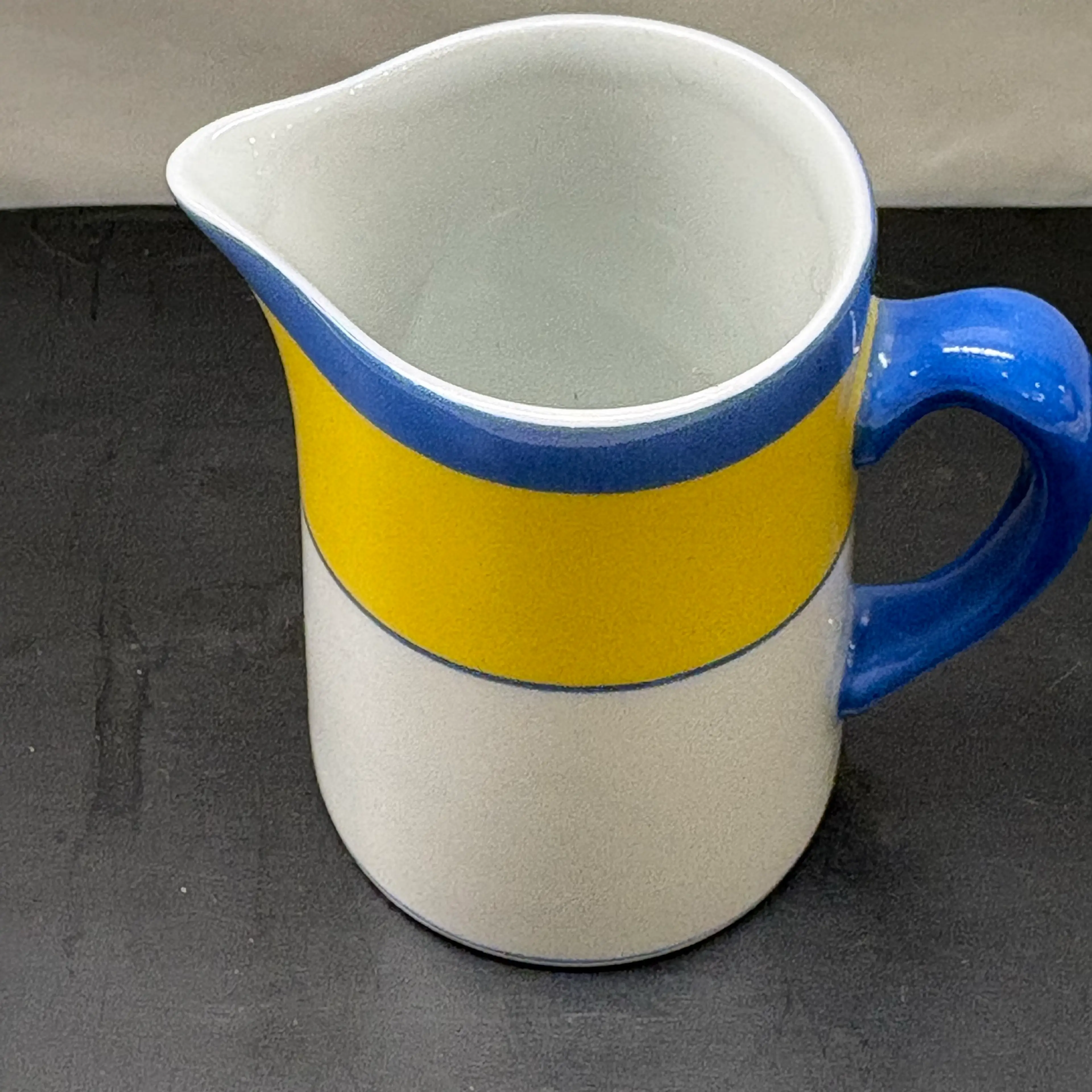 Image 2 of 6