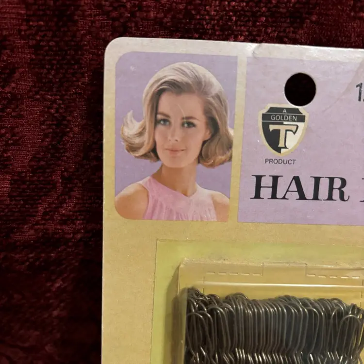 Miss A Hair Pins T G & Y 120 Pins NOS