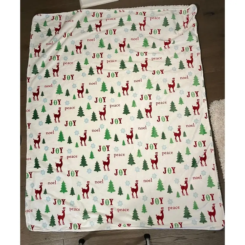 Berkshire Blanket Throw Christmas Peace Joy Noel Deer Tree Snowflakes 47" by 59"