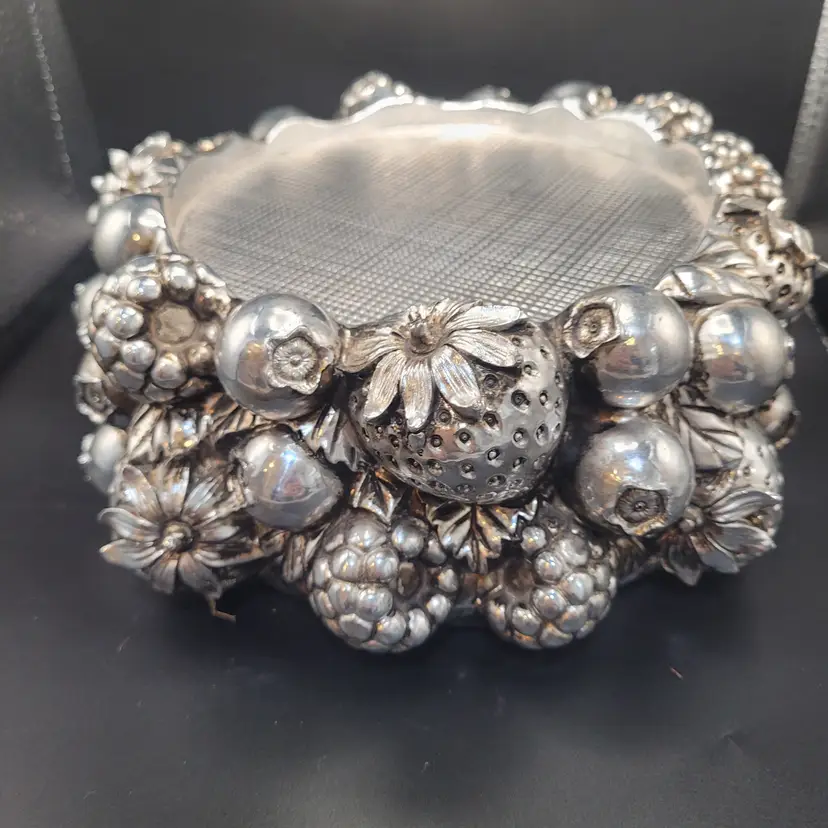 Homeworx by Harry Slatkin Silver Tone Fruits & Berries Candle Holder 8 in Round