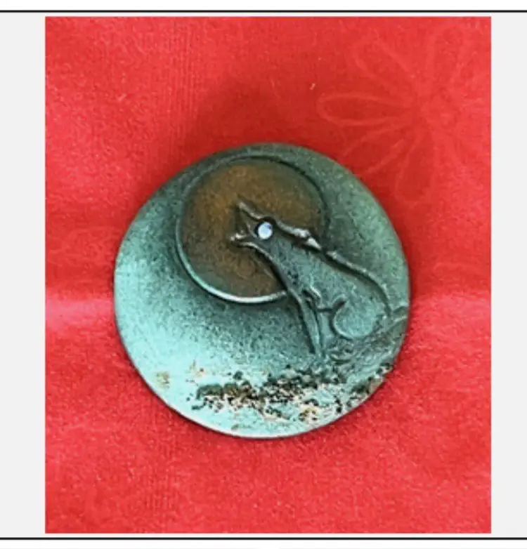 Artisan Brooch Pin Wolf Howling Moon Signed