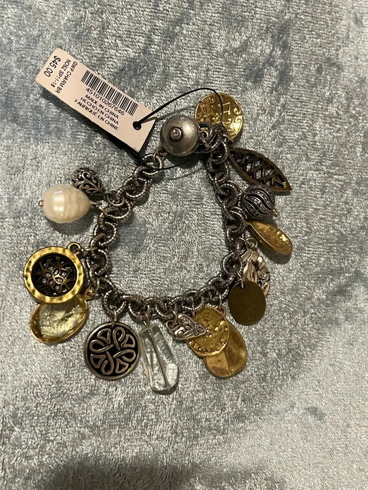12. Chicos Charm Bracelet 7 3/4” Magnetic Closure
