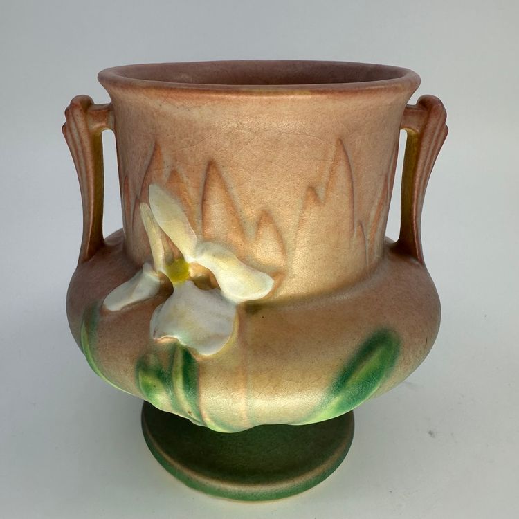 Roseville Pottery Trophy Iris Pink Green 1939 Art Deco Vase