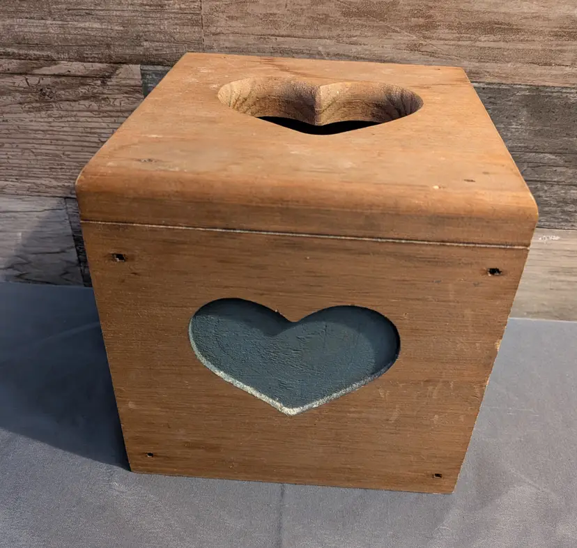 Vintage Wooden Tissue Box Heart Cutouts Cottagecore Grandmacore Grannycore