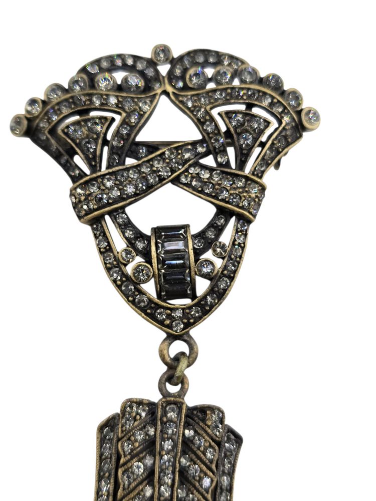 Signed Heidi Daus China Deco Style Rhinestone Pearl Dangle Brooch (A9169)