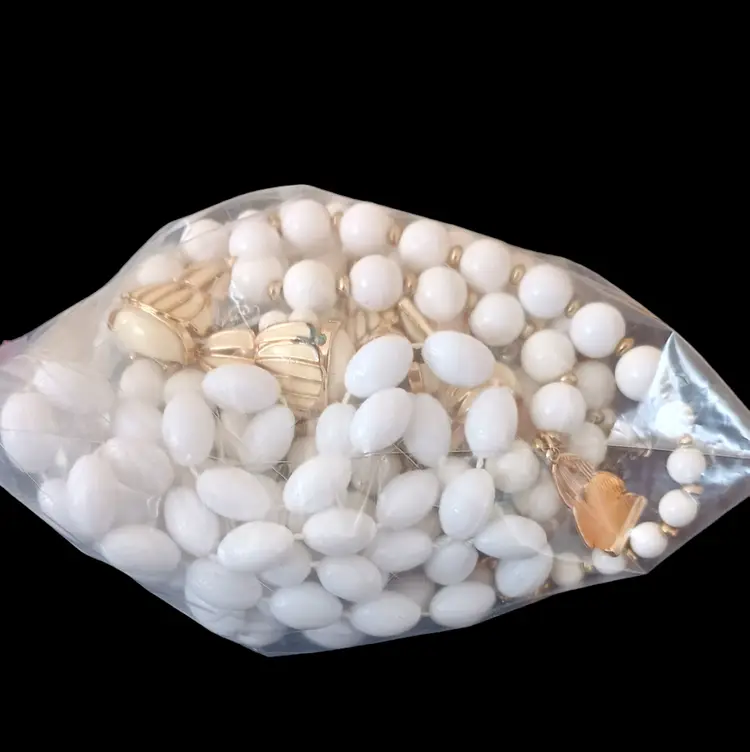 "Pearly Whites" Themed All Wearable Mystery Jewelry Collection 1 lb Vintage/Mod