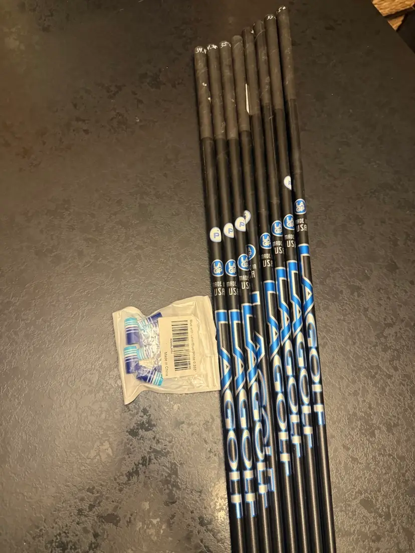 LA Golf Tour Axs 105x