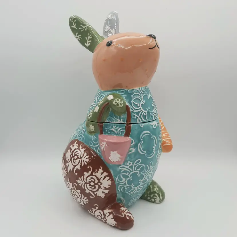 Cracker Barrel Easter Bunny Rabbit Cookie Jar Floral Patchwork