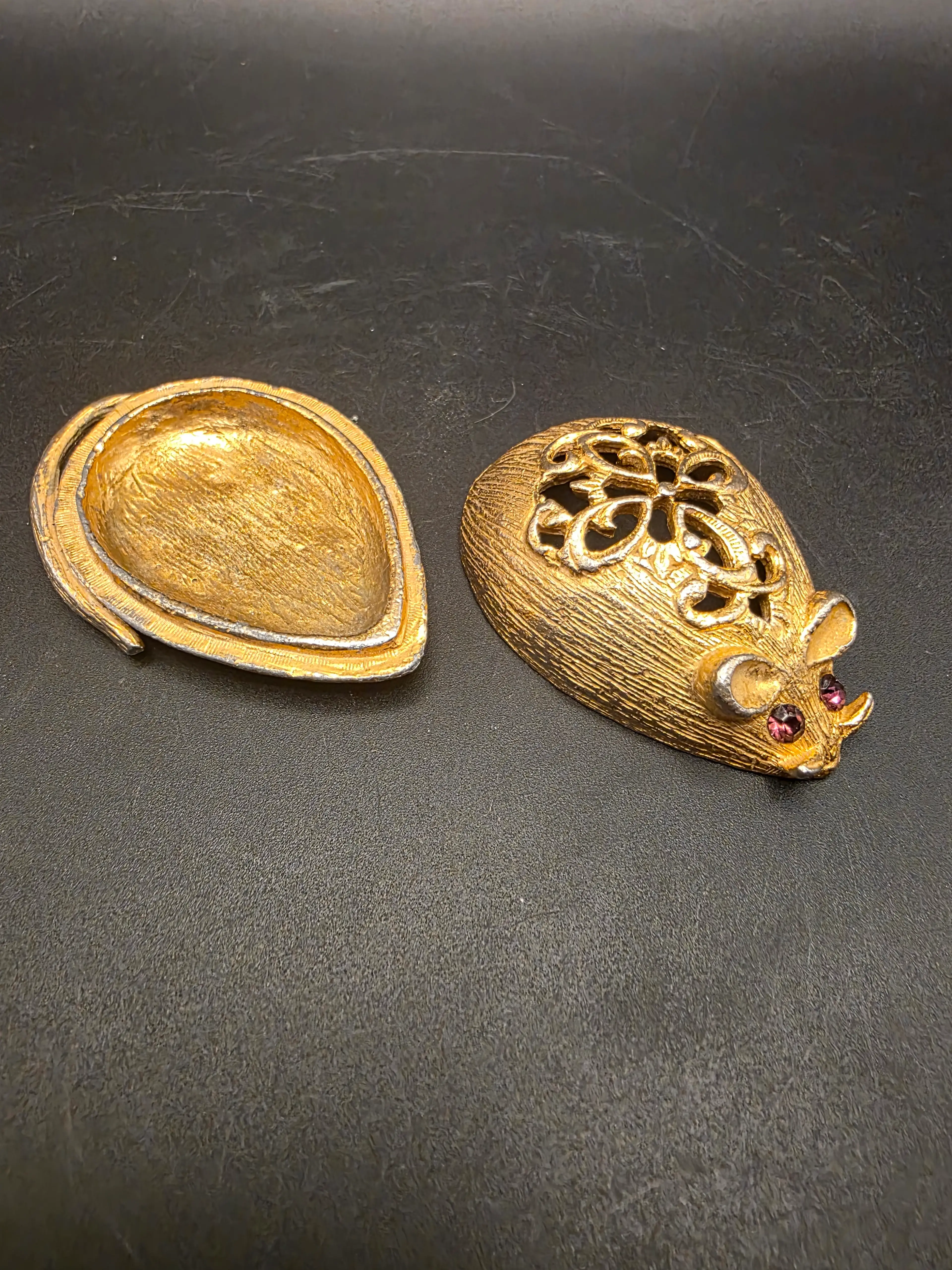 Image 2 of 2