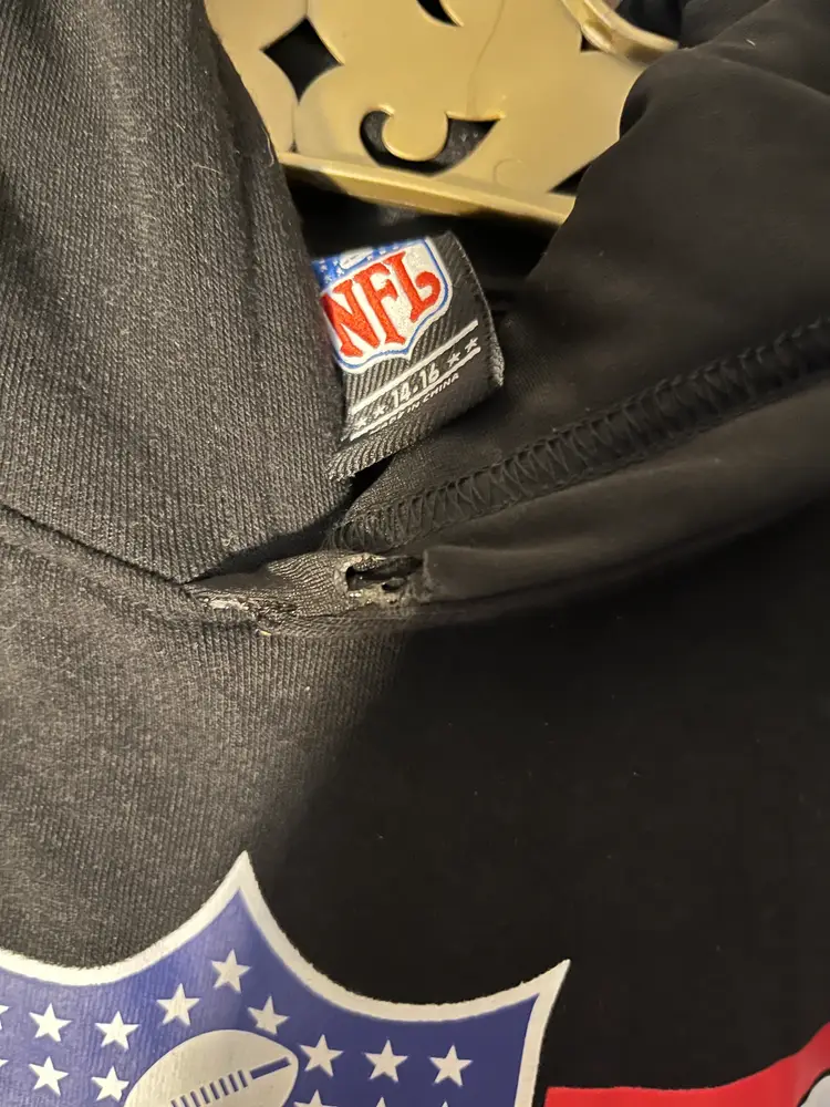 NFL Team Apparel Youth 14-16 Black Red White Logo Pullover Hoodie See Photos