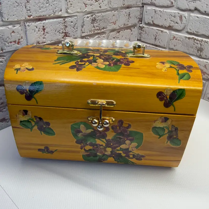 Vintage Decoupage Flower Box Wood Purse Lucite Handle Possibly MCM Deer Read