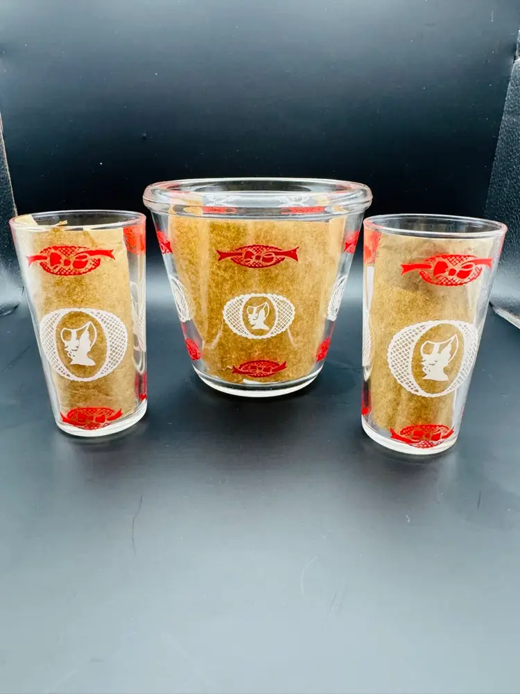 Miniature Red Ribbon/White Bonnet Ice Bucket And 2 Shot Glasses