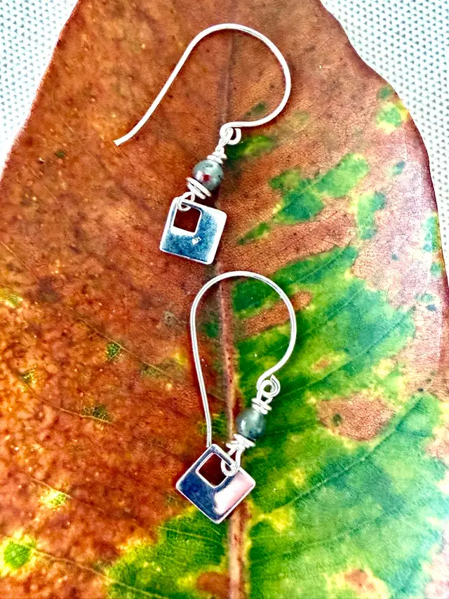 Geometric Sterling Silver Drop Chalcedony Bead