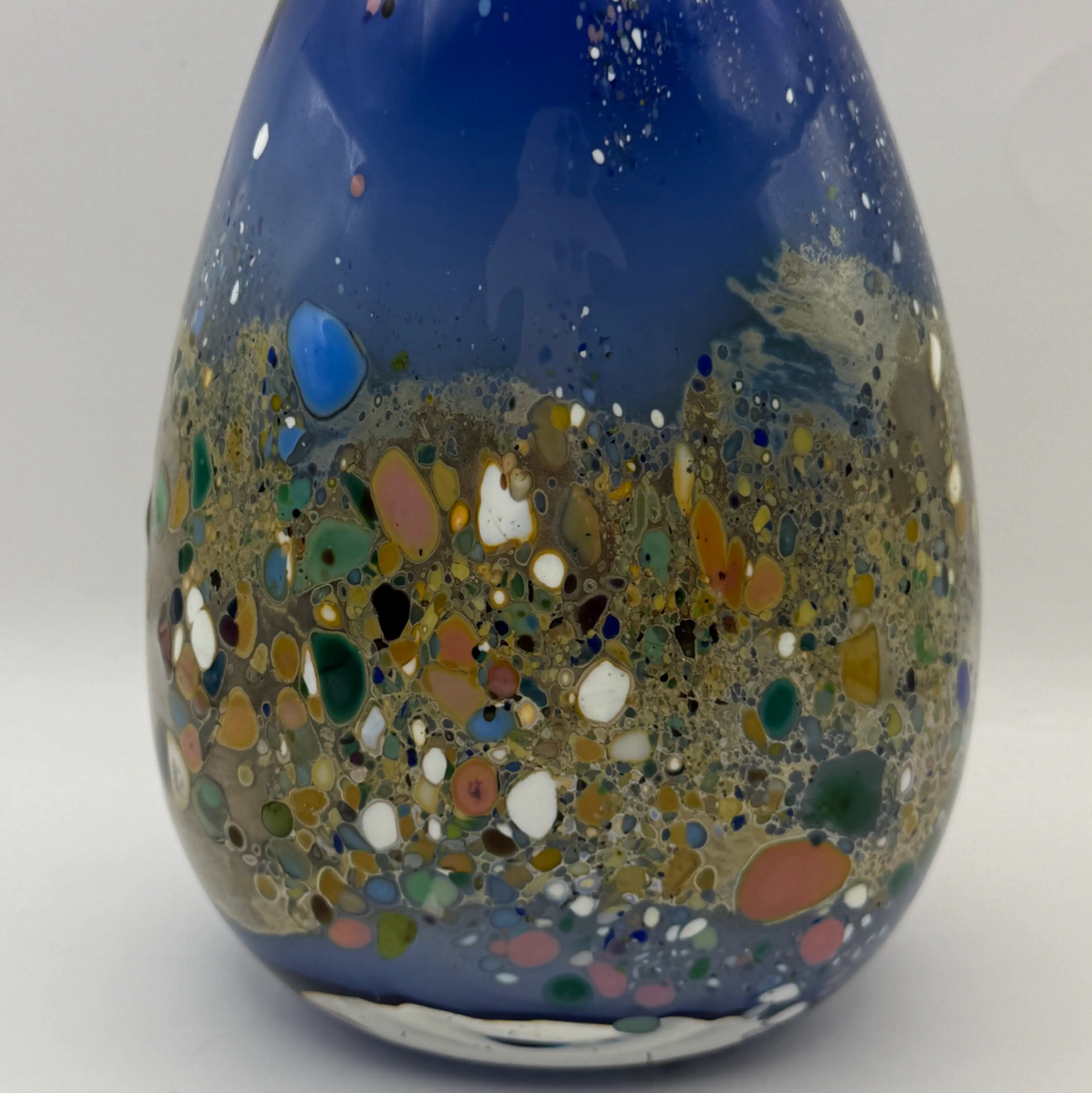 Image 2 of 7