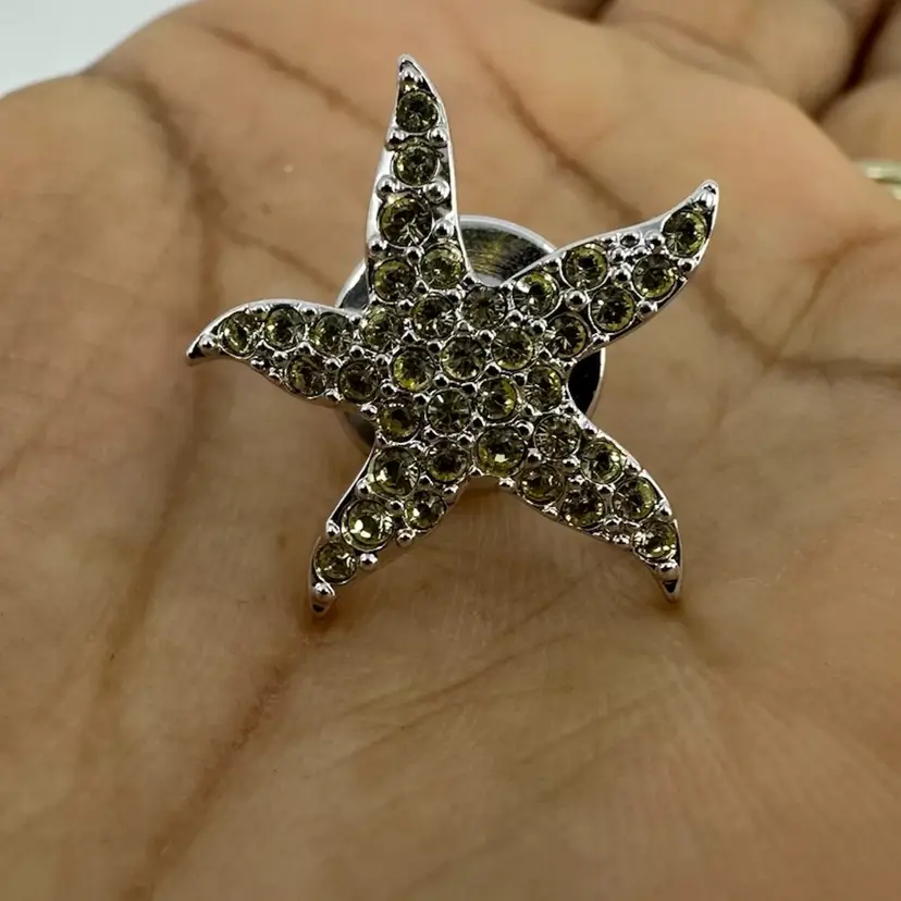 Swarovski Green Crystal Starfish Pin Brooch .75”