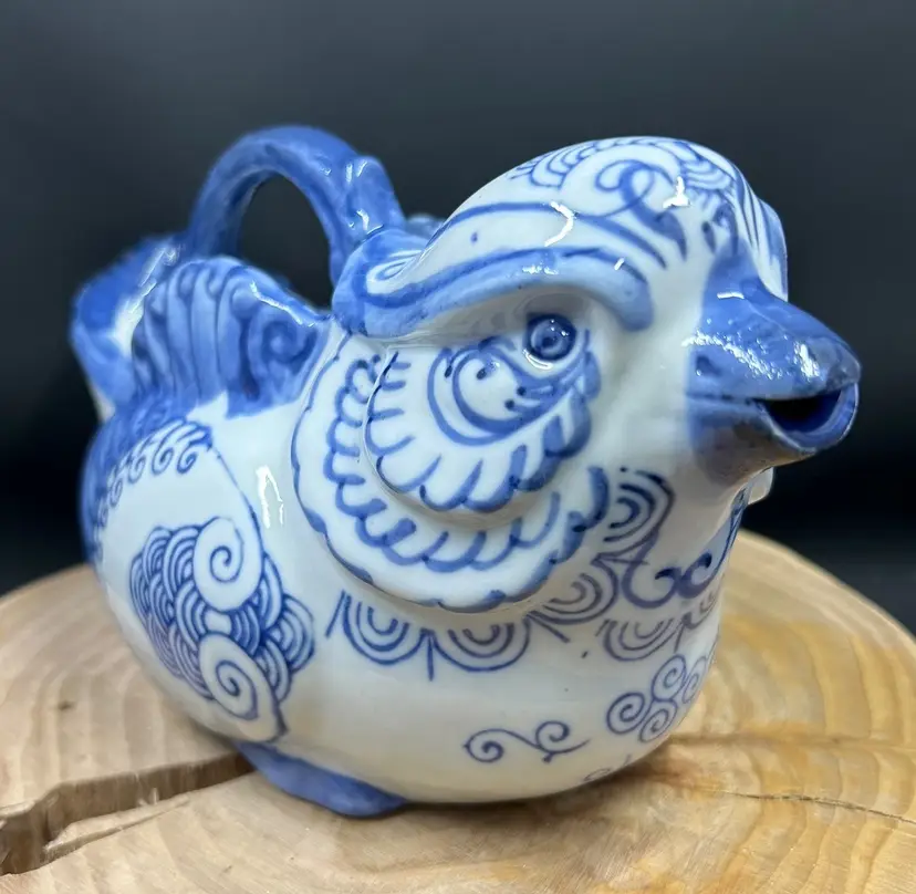 Blue And White Chicken Creamer Oriental Vintage 