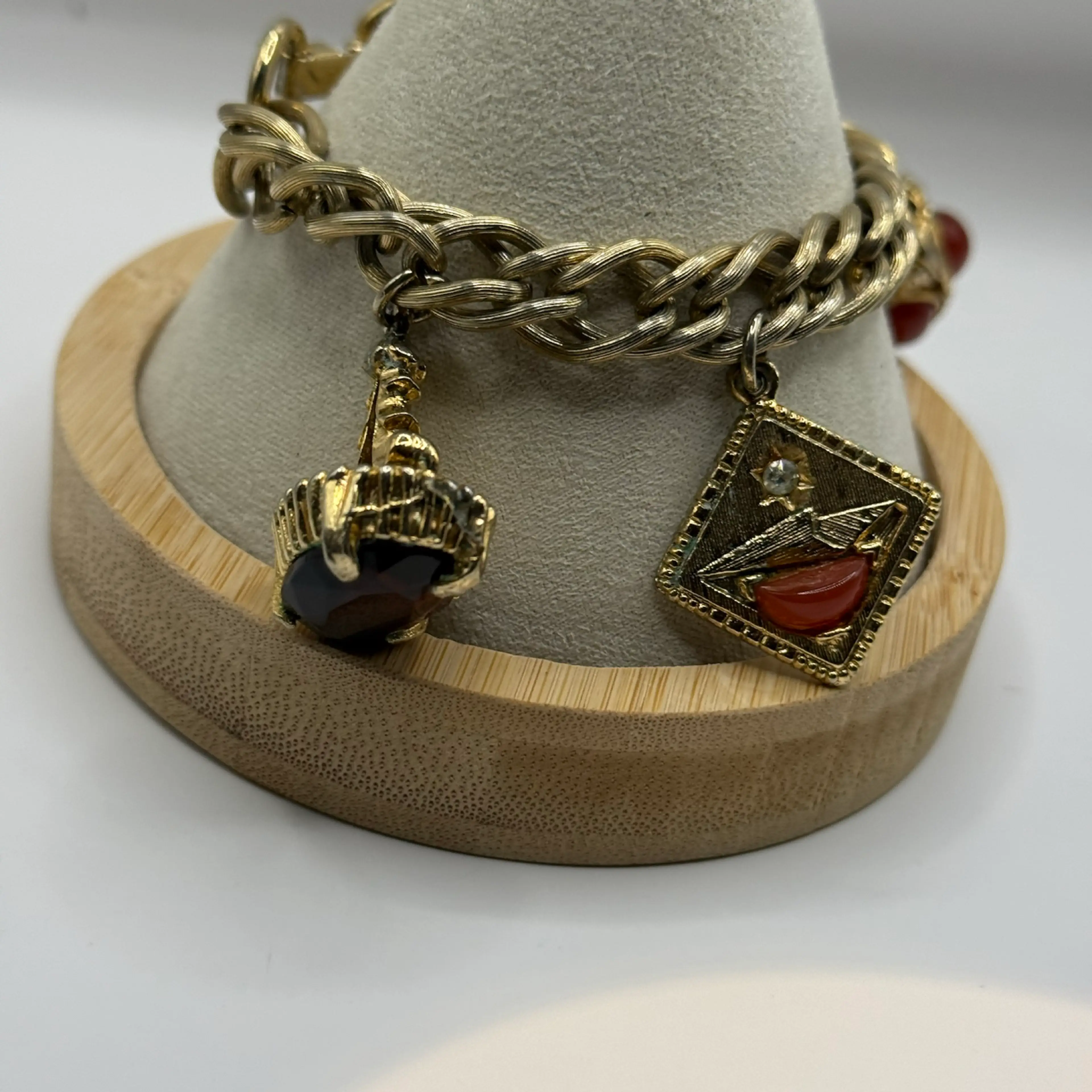 Image 2 of 6