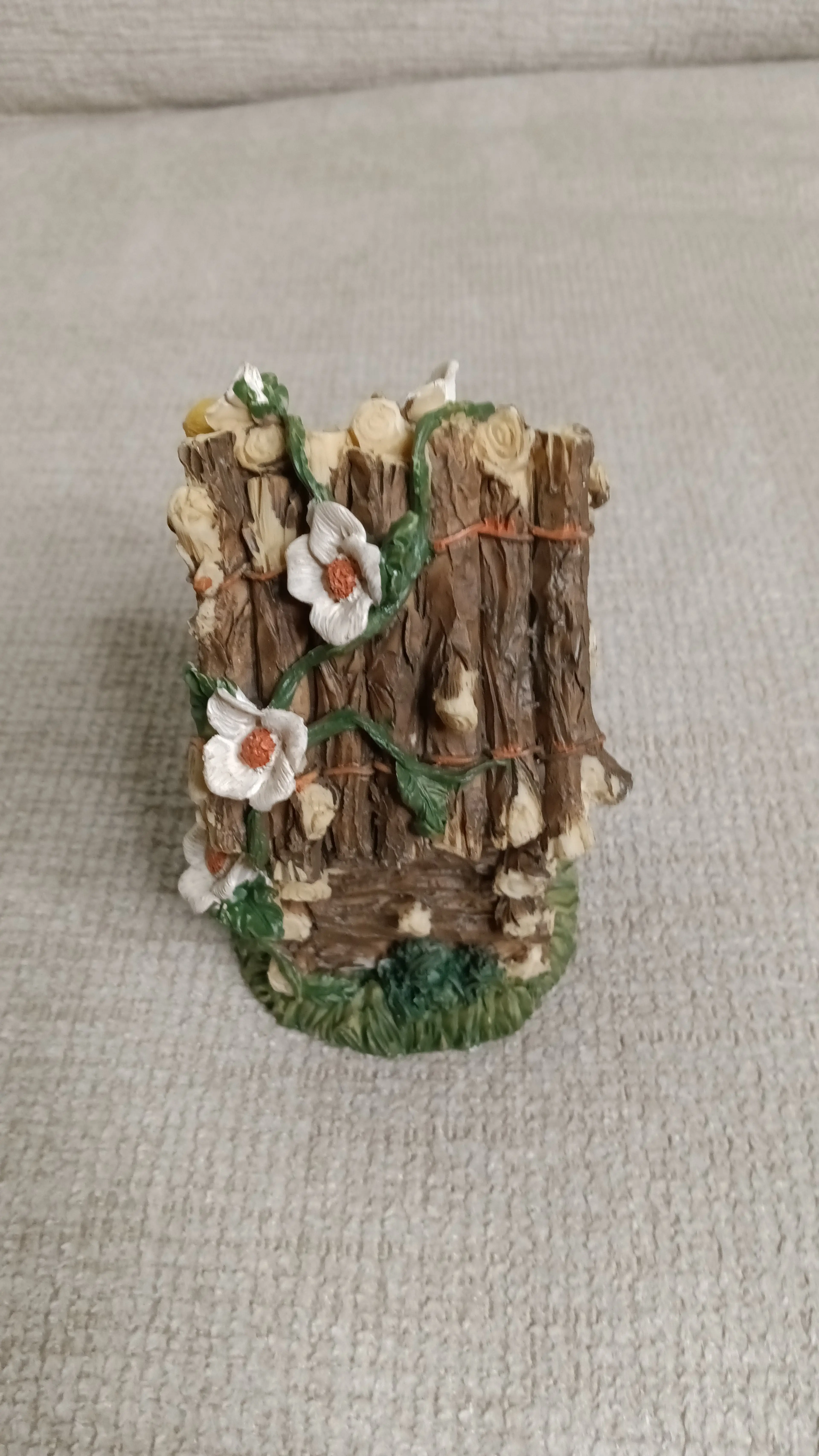 Image 2 of 3