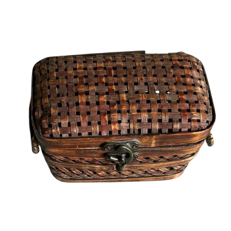 Decorative Wooden Woven Metal
Clasp Basket With Lid
