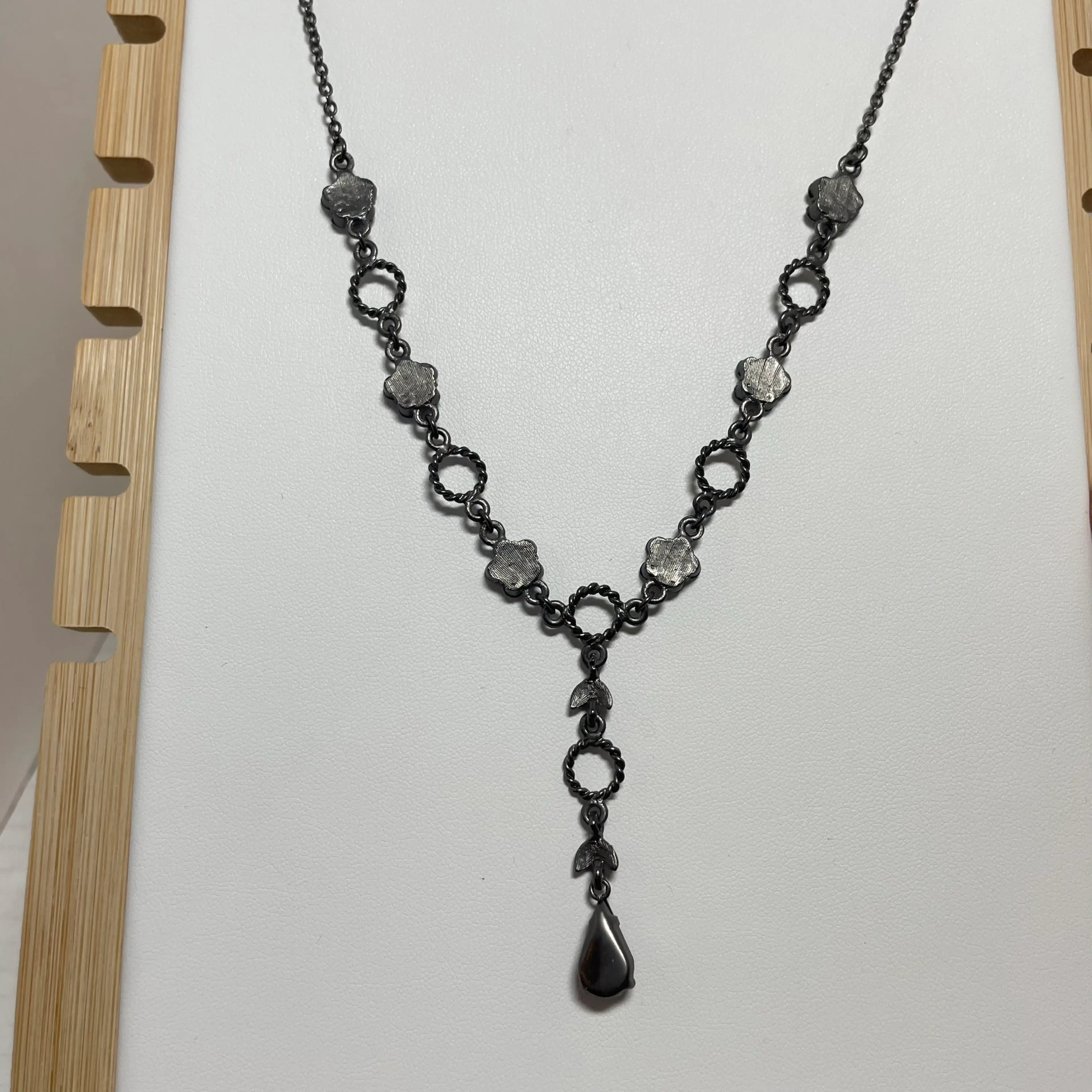 Image 4 of 5