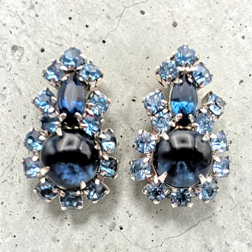 Vtg Blue Rhinestones & Jelly Belly Silver Tone Clip On Earrings Hollywood Regeny