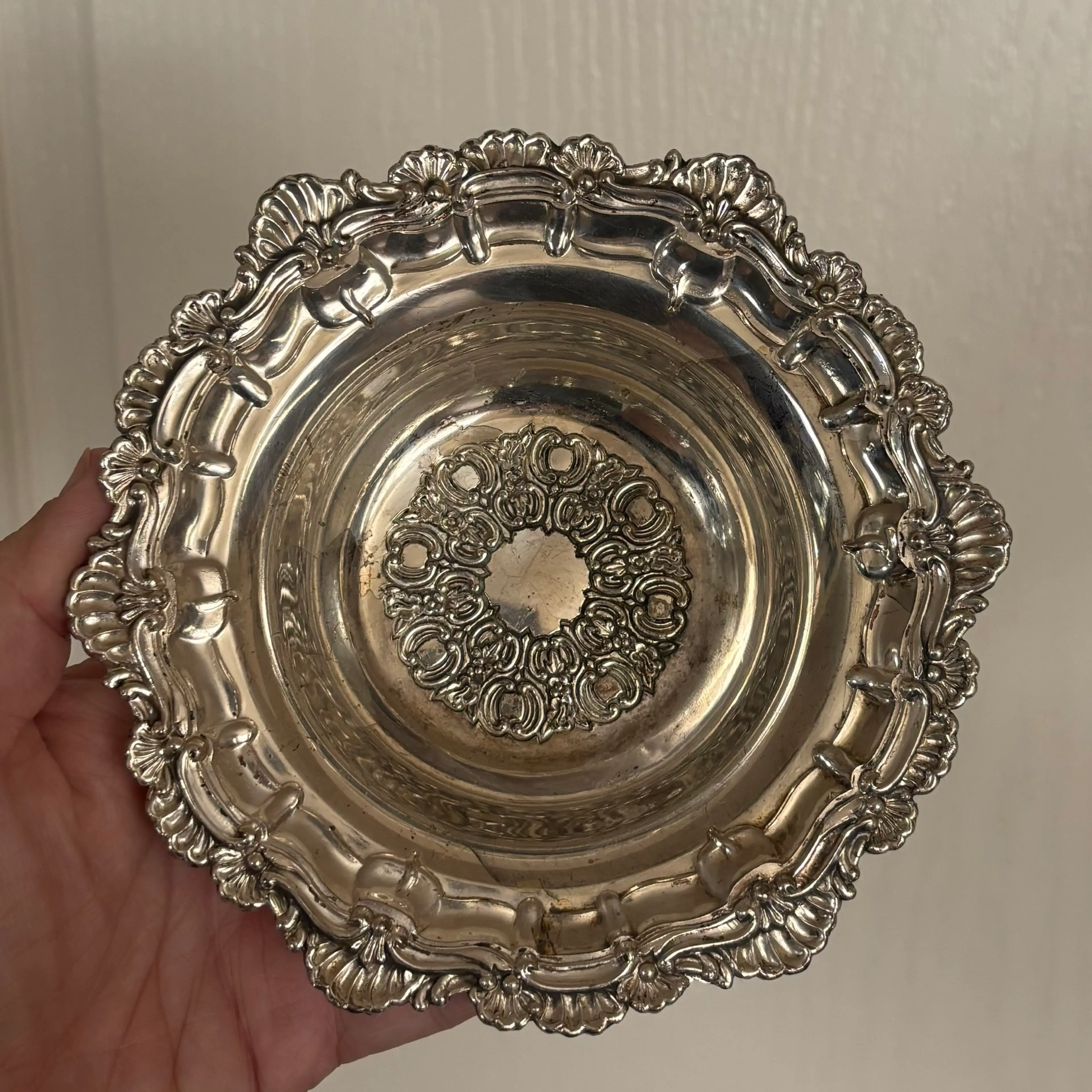 Image 1 of 2