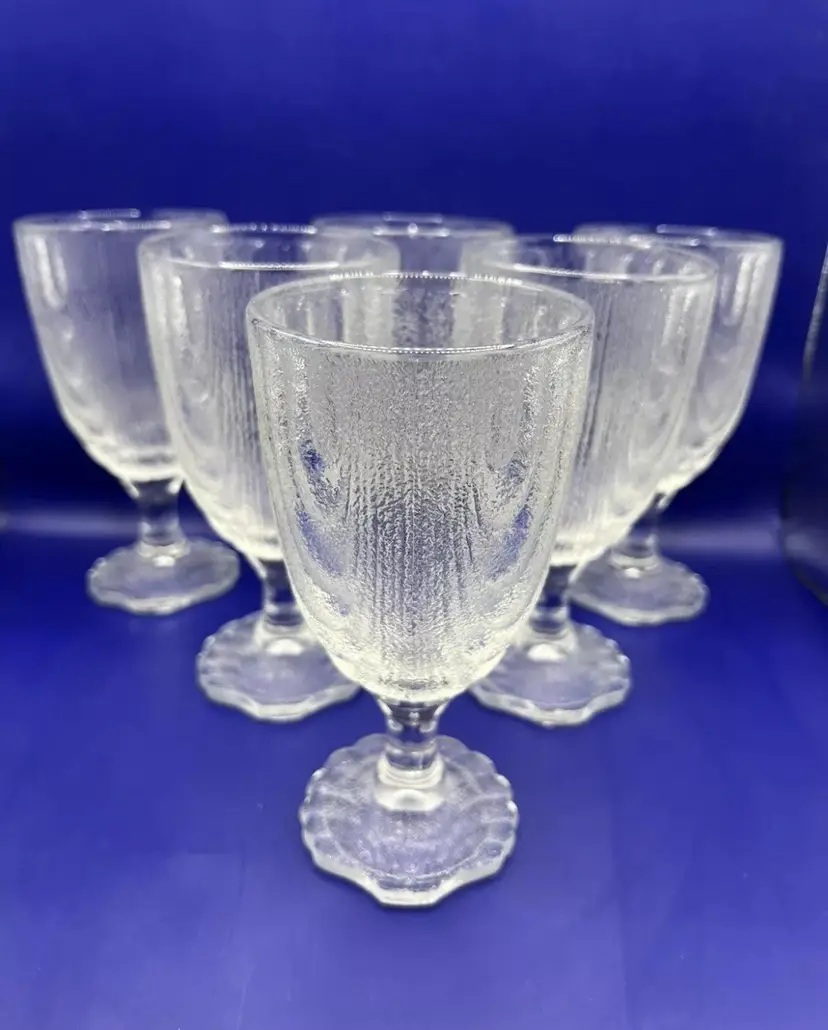 Set Of 6 Anchor Hocking Shell Themed Juice Wine Pressed Glass Water Goblet Stemware 6”