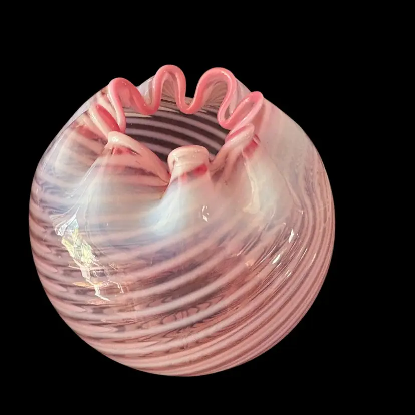 04 Cranberry Spiral Optic Vase