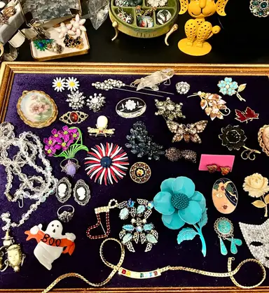 Vintage Jewelry! 😍 I’m Back From Vacation! ☀️