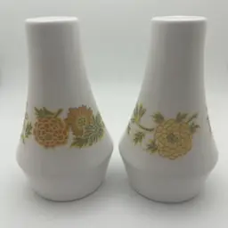Noritake China Progression Sunny Side Salt and Pepper Shaker.