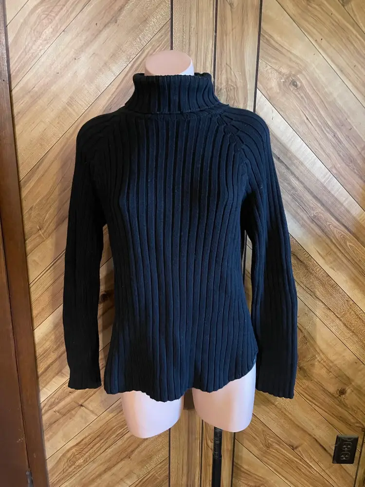 Gap Women’s Medium Black Ribbed 100% Cotton Turtleneck Sweater