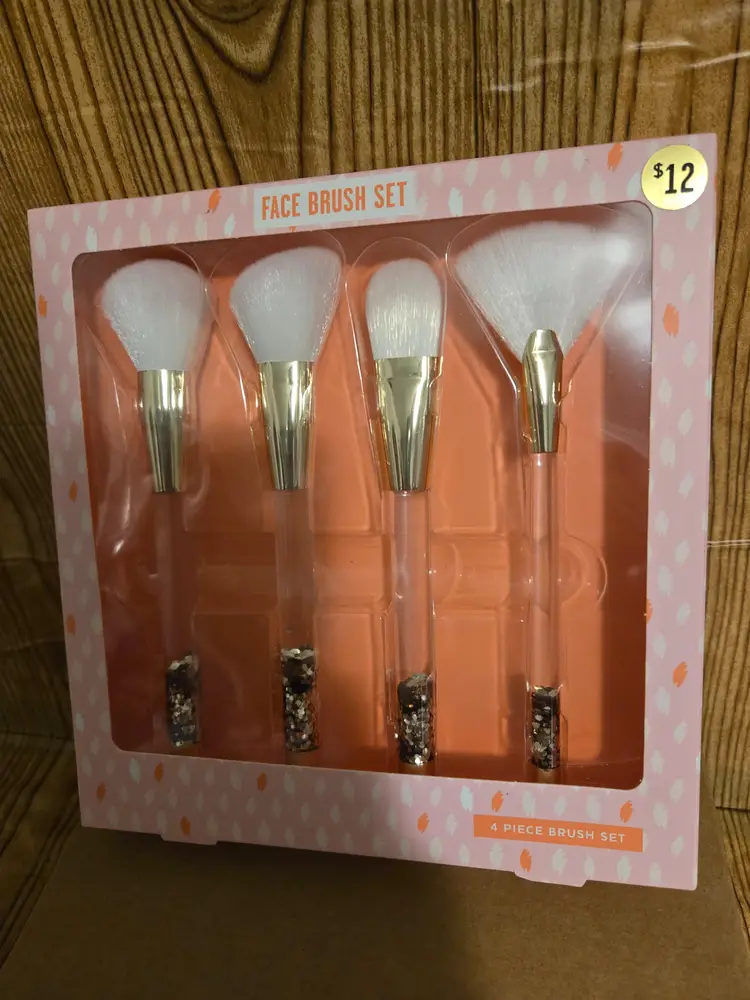 Brush Set- 4 Piece Set.