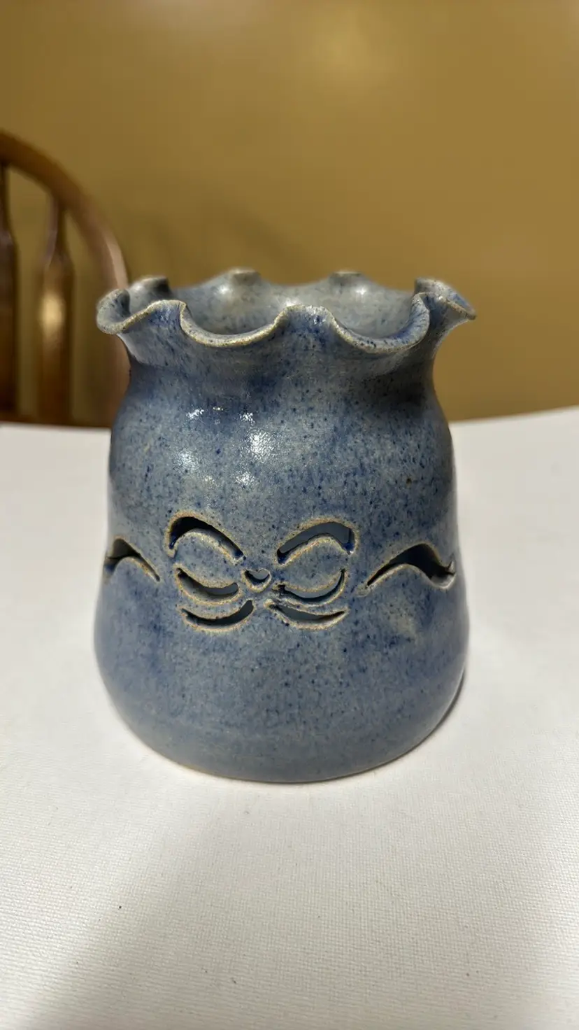 O'Quinn Pottery Luminary Candle Holder Sandra 1992 Seagrove, NC 5.25” tall