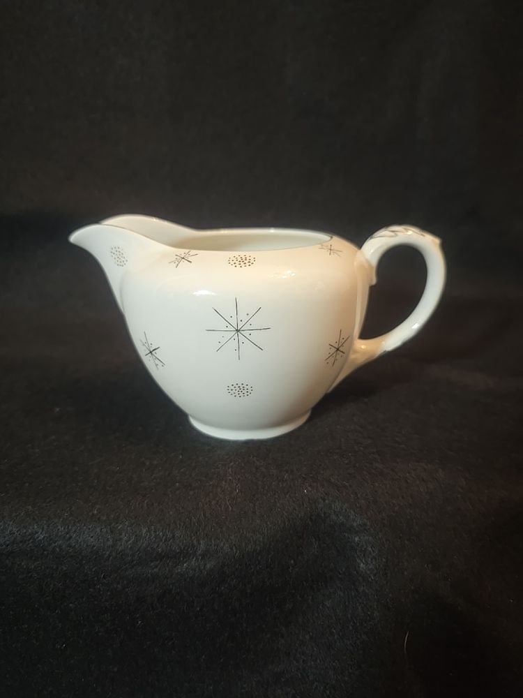 Vintage Snowflake Fine China Creamer Jug — Japan, Mid-Century