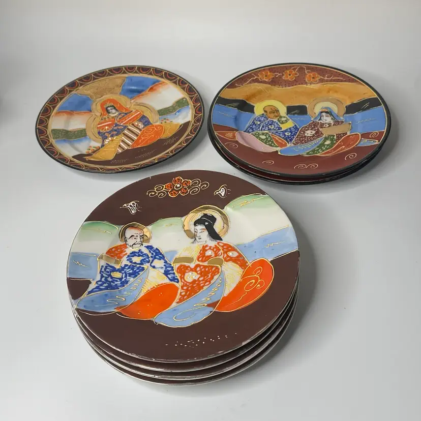 Vintage Japanese Kabuki Satsuma Moriage Small Geisha Plates Lot/7 Pcs