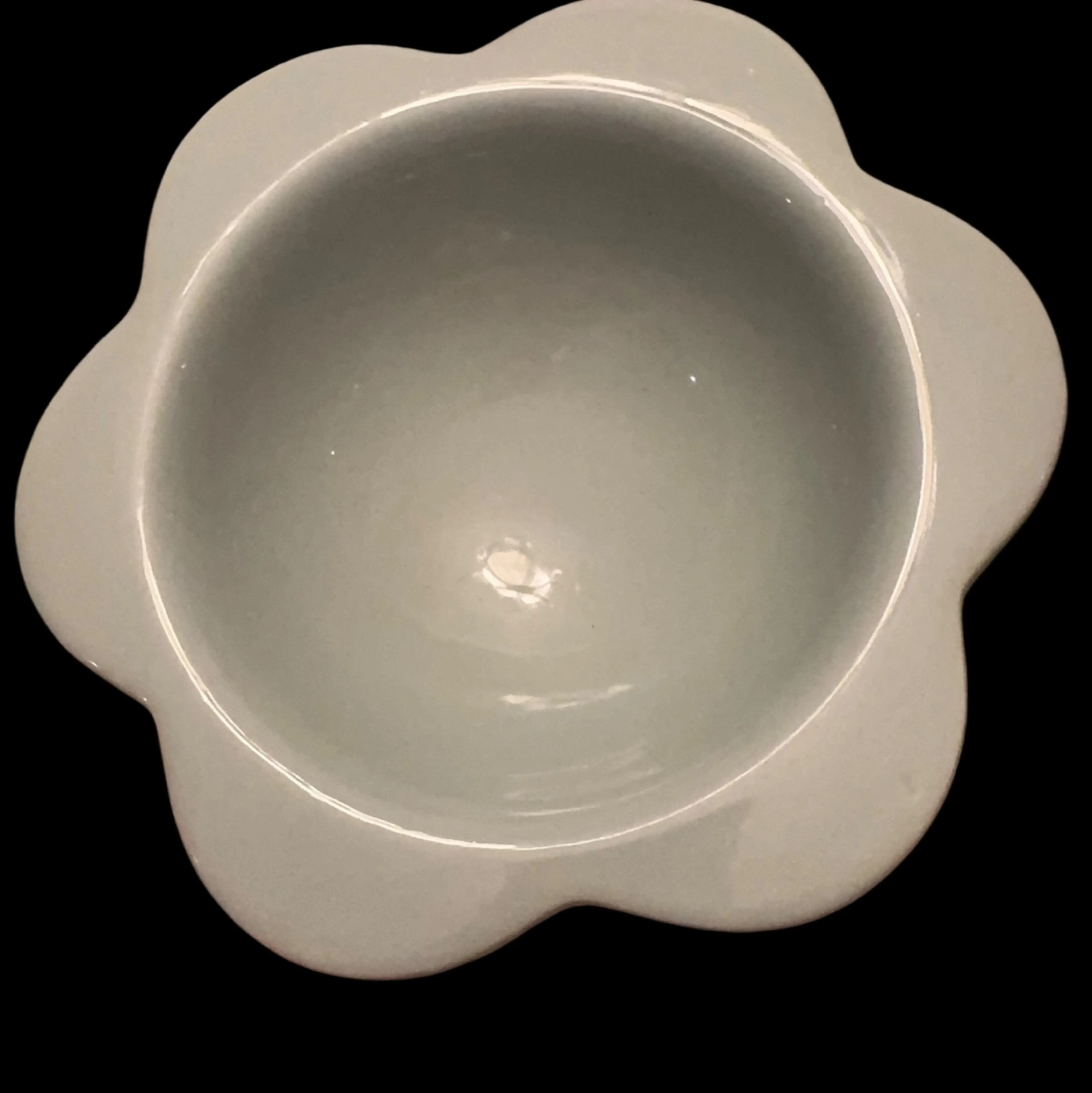Image 3 of 4