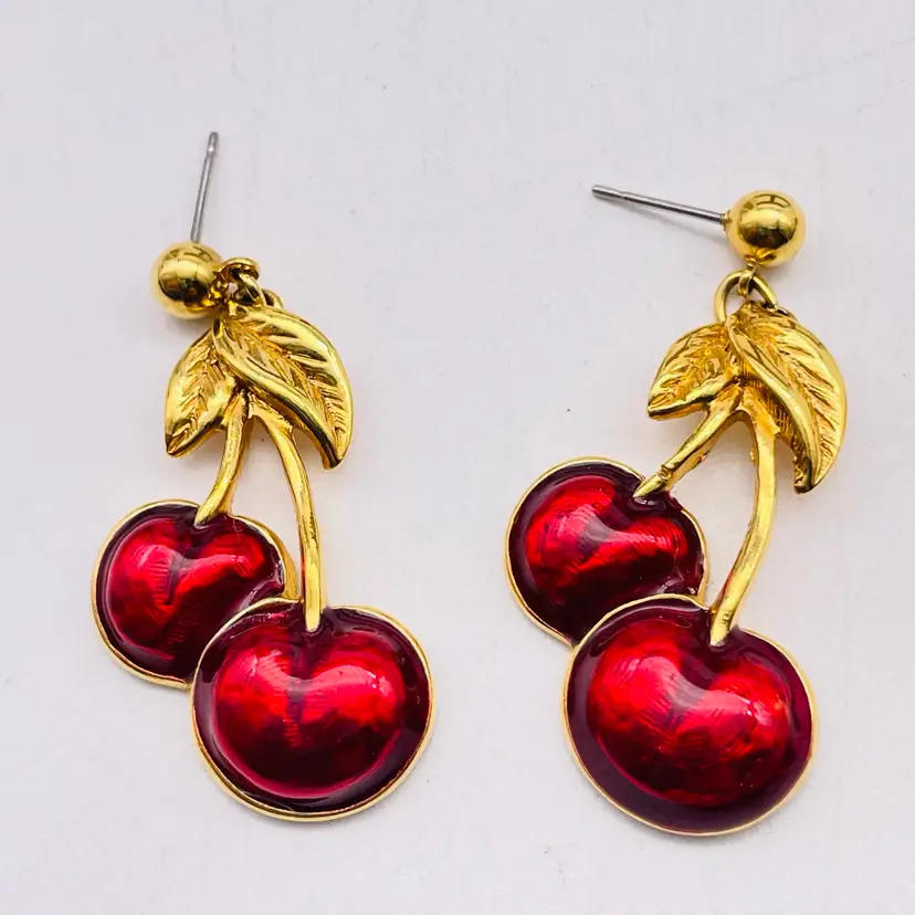 AVON Double Cherry Dangle Earrings Pierced Gold Tone Red Enamel Stems