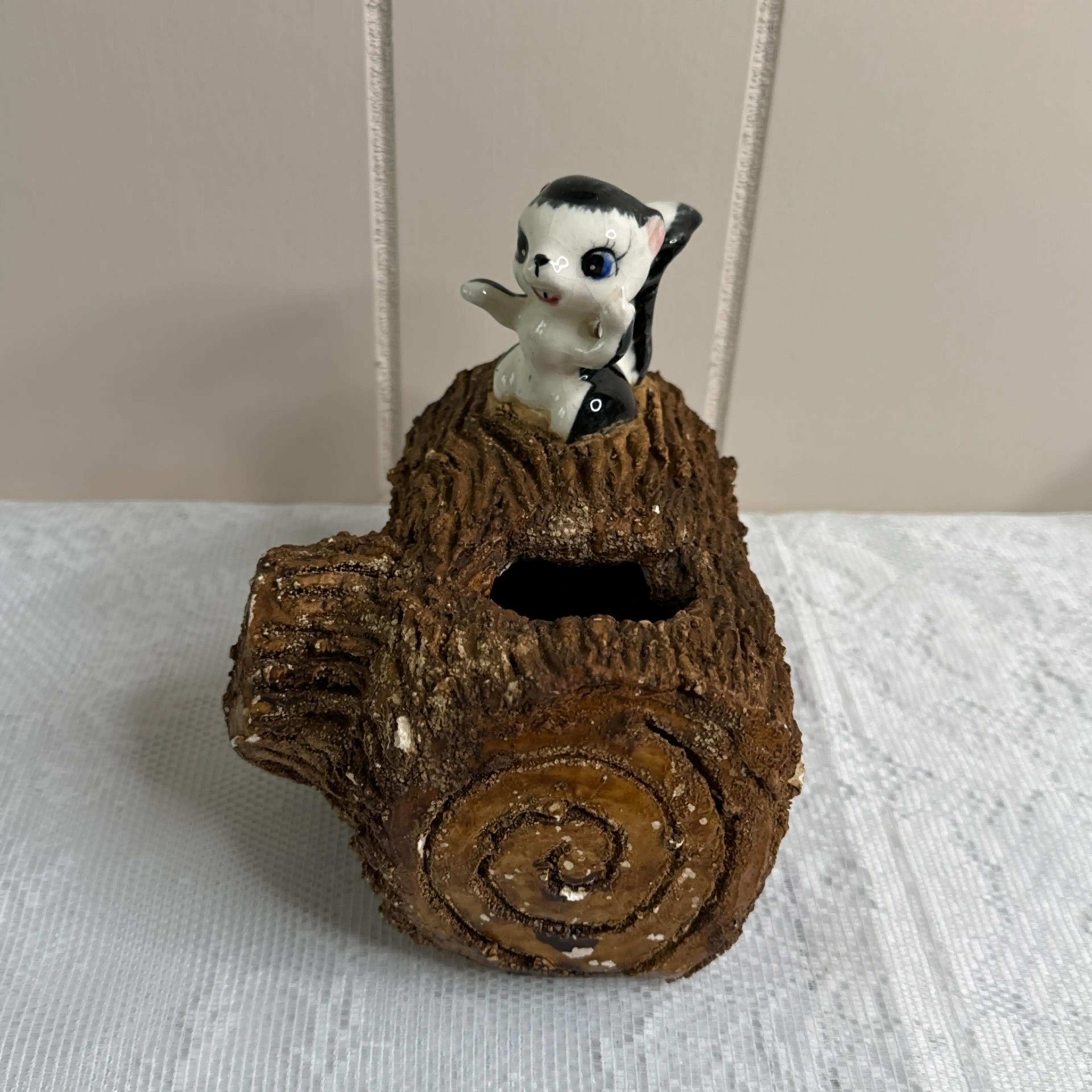 Image 2 of 9