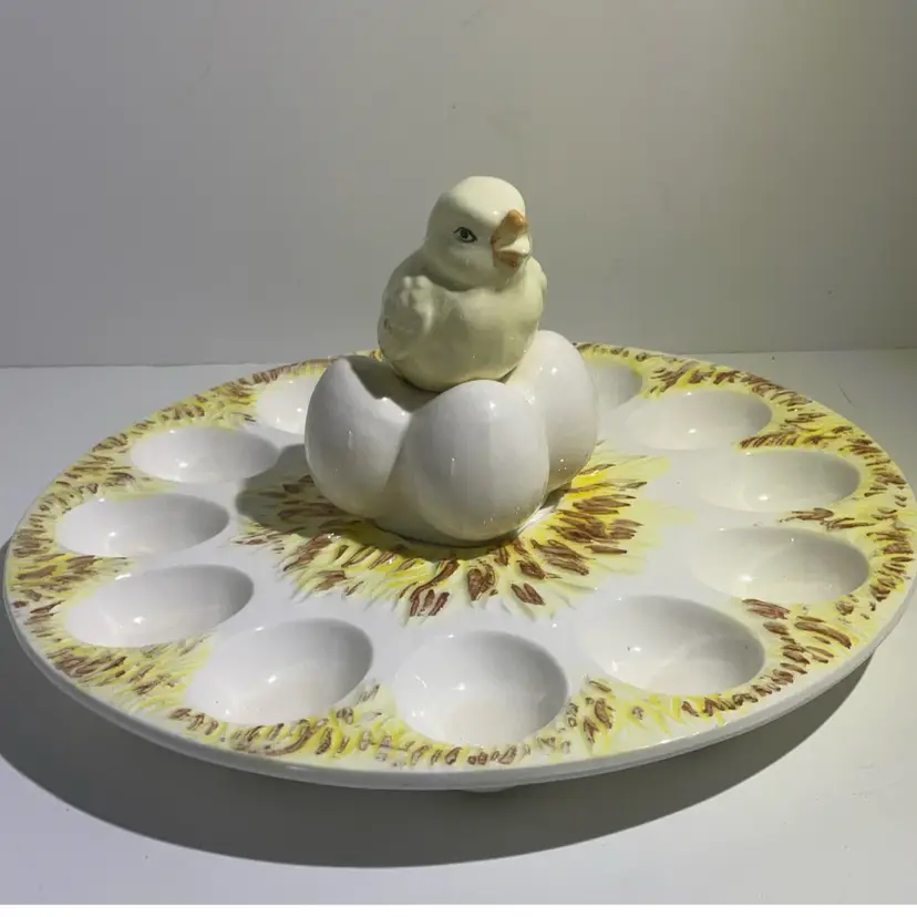 Deviled Egg Dish With Chick And Eggs Salt And Pepper, Unusual Vintage Set