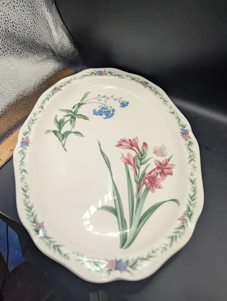 Vintage Noritake Porcelain Conservatory Gala Quisine 14" Oval Serving Platter.