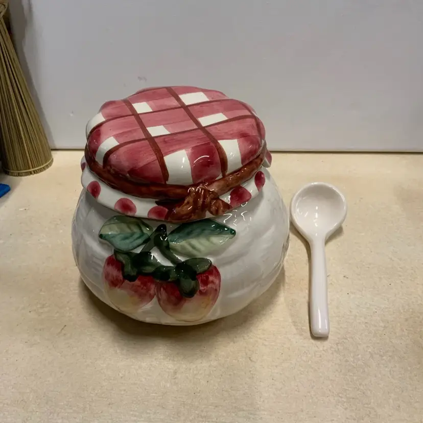 Apple jam Jar